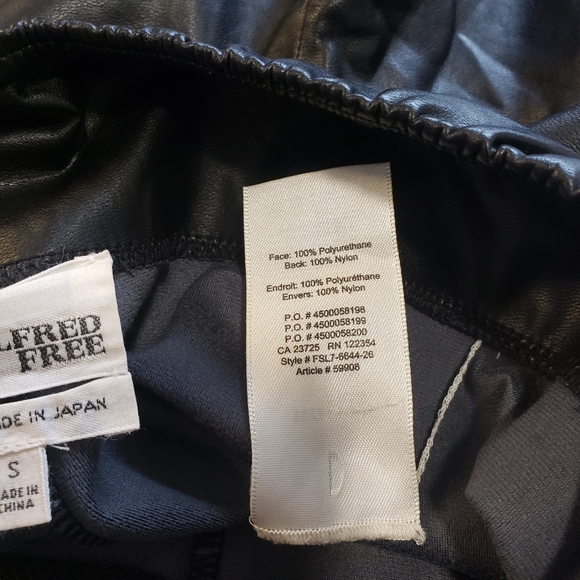WILFRED FREE Vegan Leather Skinny Pants | Black | Size Small - Picture 6 of 8